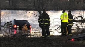 MFD: Car crashes through ice on Washington Park lagoon