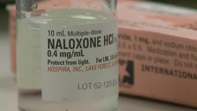 Greenfield officer uses Narcan to revive two men found unresponsive in vehicle