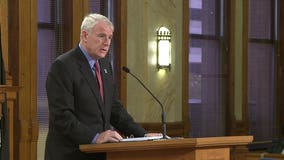 Mayor Barrett unveils 2013 Milwaukee budget plan