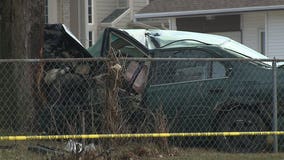 Police pursuit ends with crash into tree in South Milwaukee neighborhood