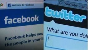 Government considers screening social media of foreign travelers to identify possible terrorists