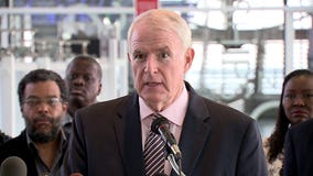 Up and walking around: Milwaukee Mayor Tom Barrett recovers from hip replacement surgery