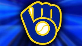 Braun blasts grand slam in Brewers 8-3 win over Reds