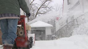 Burst of snow kickstarts the day for many in southern Milwaukee, Waukesha Counties