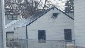 Despite efforts by relative, man dies in garage fire on Milwaukee's north side