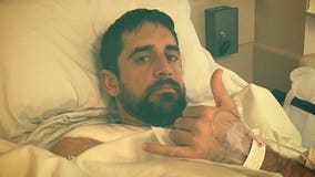 "Thanks for all the love:" Aaron Rodgers posts picture from hospital room after surgery