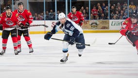 Admirals top IceHogs in 4th straight win; 2-1