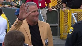 Brett Favre says he might have had 'thousands' of concussions
