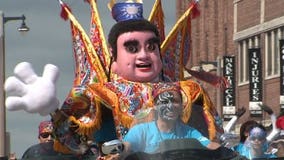 6,000 bikers put on a show at H-D 110th Anniversary Parade