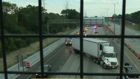 Semi strikes disabled vehicle on I-894 NB at Cleveland Avenue, two injured