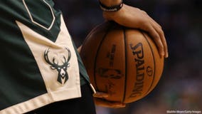 Milwaukee Bucks to play New York Knicks on Christmas Day