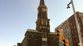 Church bells ring, signify start of yearlong celebration of Archdiocese of Milwaukee