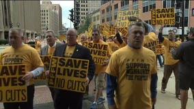 Firefighters, aldermen disapprove of budget plan: "Milwaukee is in one hell of a mess"