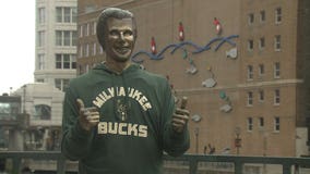 'Fans are already excited:' Milwaukee gets prepped and pumped for Bucks' playoff run