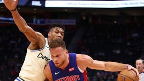 Bucks' winning streak at 13 after 127-103 rout of Pistons