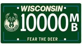 Basketball fans, get your Milwaukee Bucks license plate now!