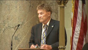 Former State Sen. Mike Ellis dies, Gov. Walker says he had 'bigger-than-life personality in Wisconsin politics'