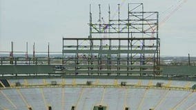 Group gets sneak peek into construction at Lambeau Field