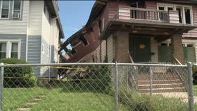 Mayor Barrett to request federal funds, put funding in his budget to tear down, renovate blighted homes