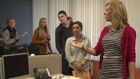 UW-Milwaukee journalism students tour FOX6 News