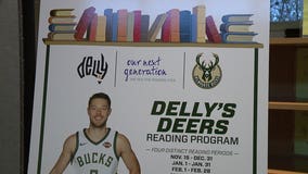 "Give them some incentives:" How Bucks' Matthew Dellavedova is helping kids improve their reading skills