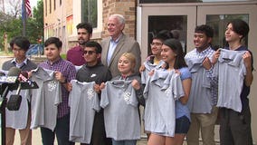 'Your own paycheck:' Mayor Barrett welcomes young people to work through Earn & Learn Program