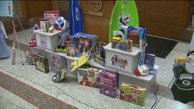 Donate toys for kids: Milwaukee kicks off 11th annual Holiday Drive to benefit USO Wisconsin