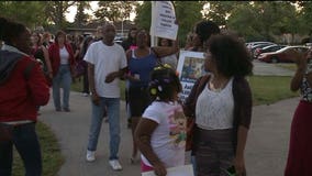 Standing in solidarity with Ferguson: Folks in Milwaukee stand up to "police brutality"