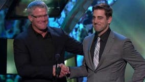 Favre, Rodgers present at NFL Awards in New Orleans