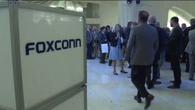 Doubts stir up after Foxconn is welcomed to Wisconsin