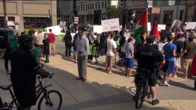 Protesters flock Milwaukee streets about Israel & Gaza fighting: "This is a humanitarian crisis, we need to stand for them"