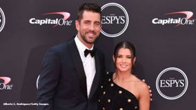 Danica Patrick says Packers QB Aaron Rodgers wooed her with 'Dumb and Dumber' quotes