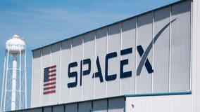 SpaceX delays space station delivery due to high wind