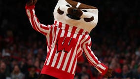 Badgers use balanced attack to defeat rival Marquette 77-61