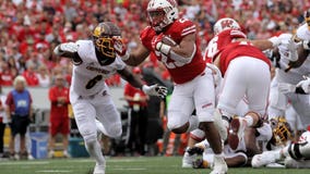 Taylor, Cephus lead No. 17 Wisconsin past Central Michigan 61-0