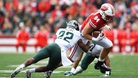 No. 8 Wisconsin Badgers post 4th shutout in 38-0 win over Michigan State Spartans