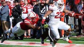 Jonathan Taylor over 200 again in No. 15 Badgers’ 37-21 win over Neb