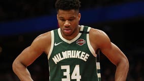 Bucks' Giannis Antetokounmpo tweets about George Floyd case: 'It's time for change'