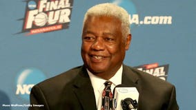 Former Bucks player, Hall of Famer Oscar Robertson to receive NBA's Lifetime Achievement Award