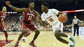 Hayes scores 28 as No. 17 Wisconsin blows by Oklahoma