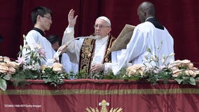 Pope Francis on Easter: Cling to faith amid wars and hatred