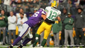 Vikings' Barr says he was not trying to injure Aaron Rodgers