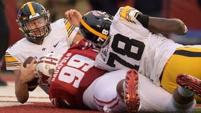 Badgers clinch Big Ten West title with 38-14 win against Hawkeyes