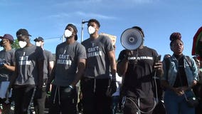 WATCH: Antetokounmpo, other Bucks players join Milwaukee protest