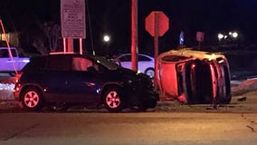 2-car crash near County Line, Green Bay Rds in Brown Deer; no serious injuries, police say