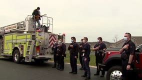 'They're doing so much:' Western Lakes first responders hold appreciation parade for health care workers