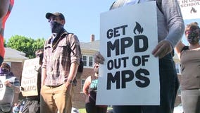 Protest forms outside MPS administration building, push to remove Milwaukee police from schools