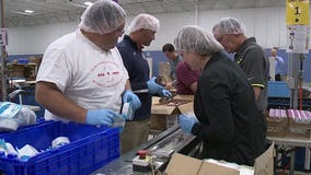 "It makes you feel good:" Volunteers to pack 1M meals in 30 days for Harvey victims