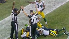 Politicians on local, national level weigh in on controversial Packers' call