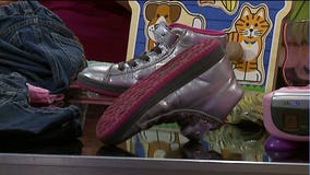 Make extra cash using Facebook -- but how?